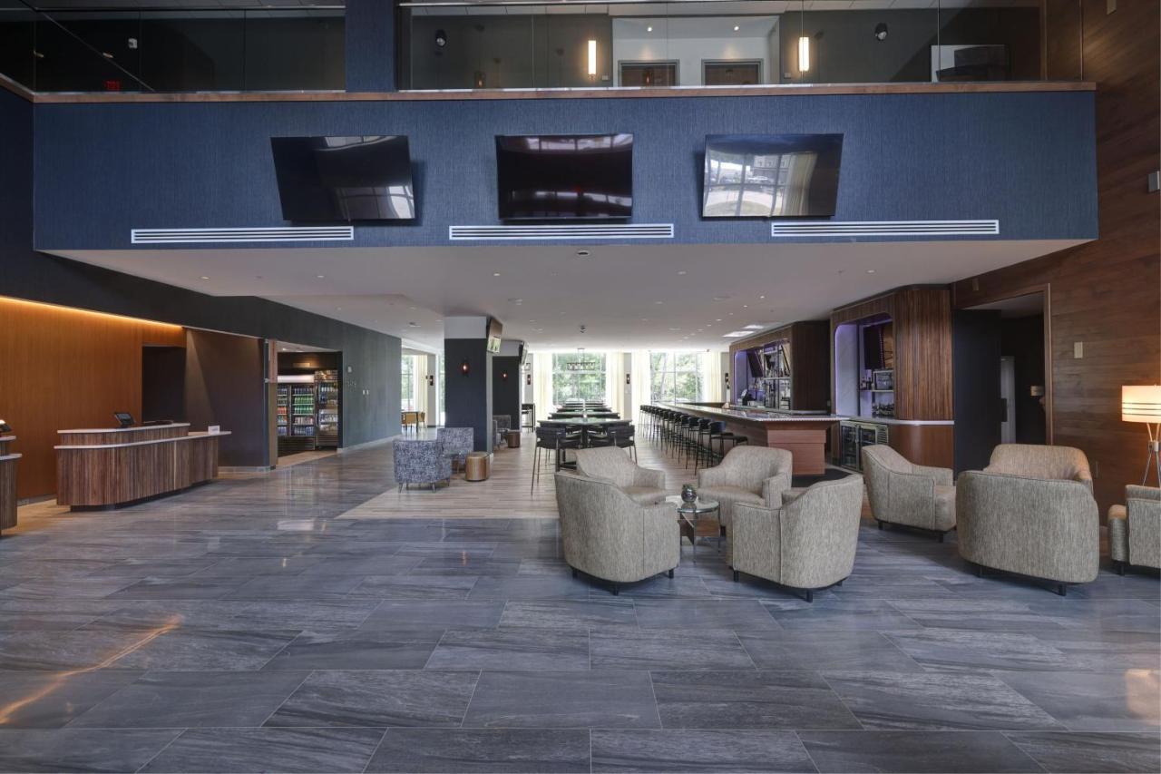Courtyard By Marriott Iowa City University Heights Экстерьер фото